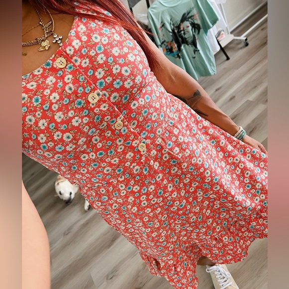 Dresses & Skirts - 🌵Coral floral button front/tie back dress